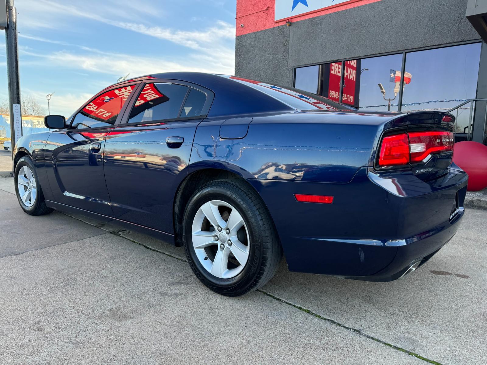 2014 BLUE /Gray DODGE CHARGER SE 4dr Sedan (2C3CDXBGXEH) with an 3.6L V6 engine, Automatic 5-Speed transmission, located at 5900 E. Lancaster Ave., Fort Worth, TX, 76112, (817) 457-5456, 0.000000, 0.000000 - This is a 2014 Dodge Charger SE 4dr Sedan that is in excellent condition. All power windows, door locks and seats. Ice cold AC for those hot Texas summer days. It is equipped with a CD player, AM/FM radio, AUX port, Bluetooth connectivity and Sirius XM radio capability. Apply for financing today! - Photo #6